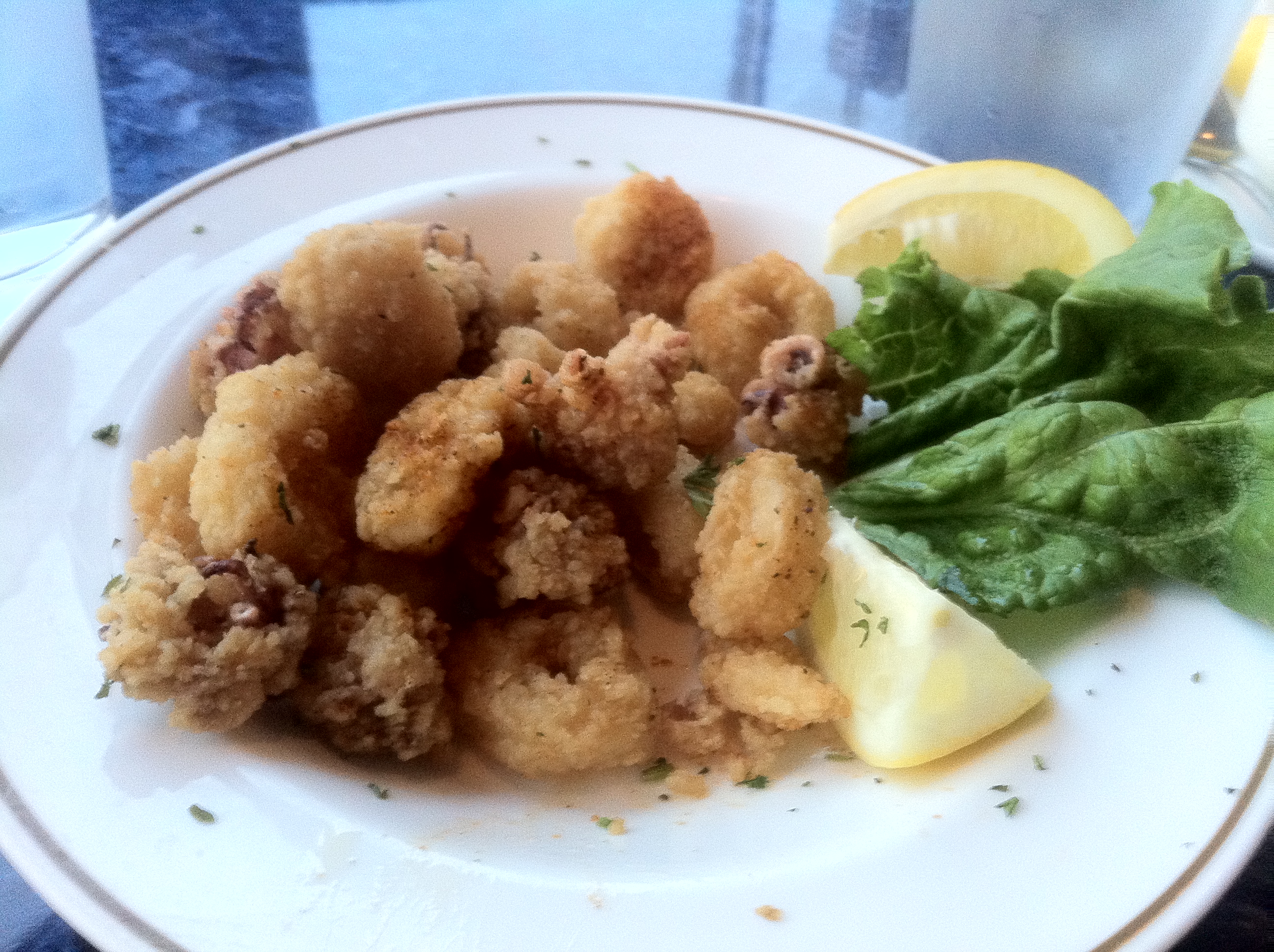 Crab House, Red Lion Inn<br/><br/>After I checked in to Red Lion Inn, I stopped by its dining room “