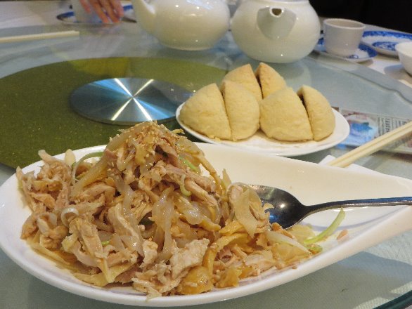 I have to agree with Happy Wanderer that Grand Dynasty is one nice restaurant for Dim Sum dining.