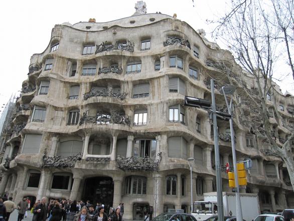 Casa Milà / La Pedrera