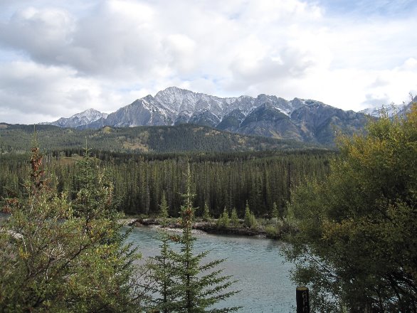 Moraine Lake - Rockpile Trail