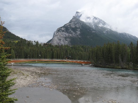 Beautiful Bow River in Banff 