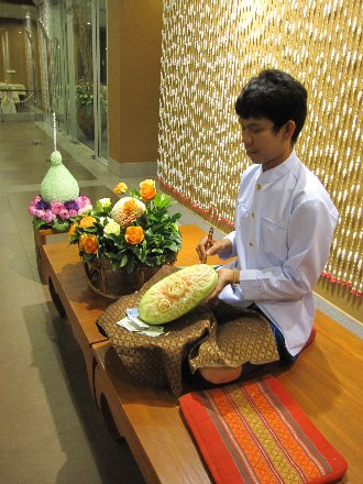 Melon Crafting.  What an art? (Phuket)