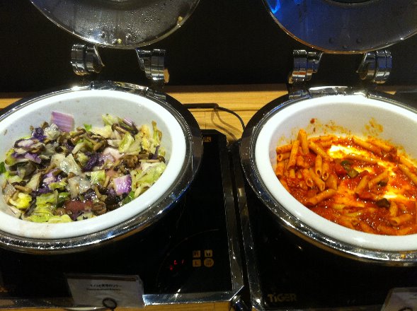 Breakfast at the Prince Sakura Tower Tokyo, Autograph Collection