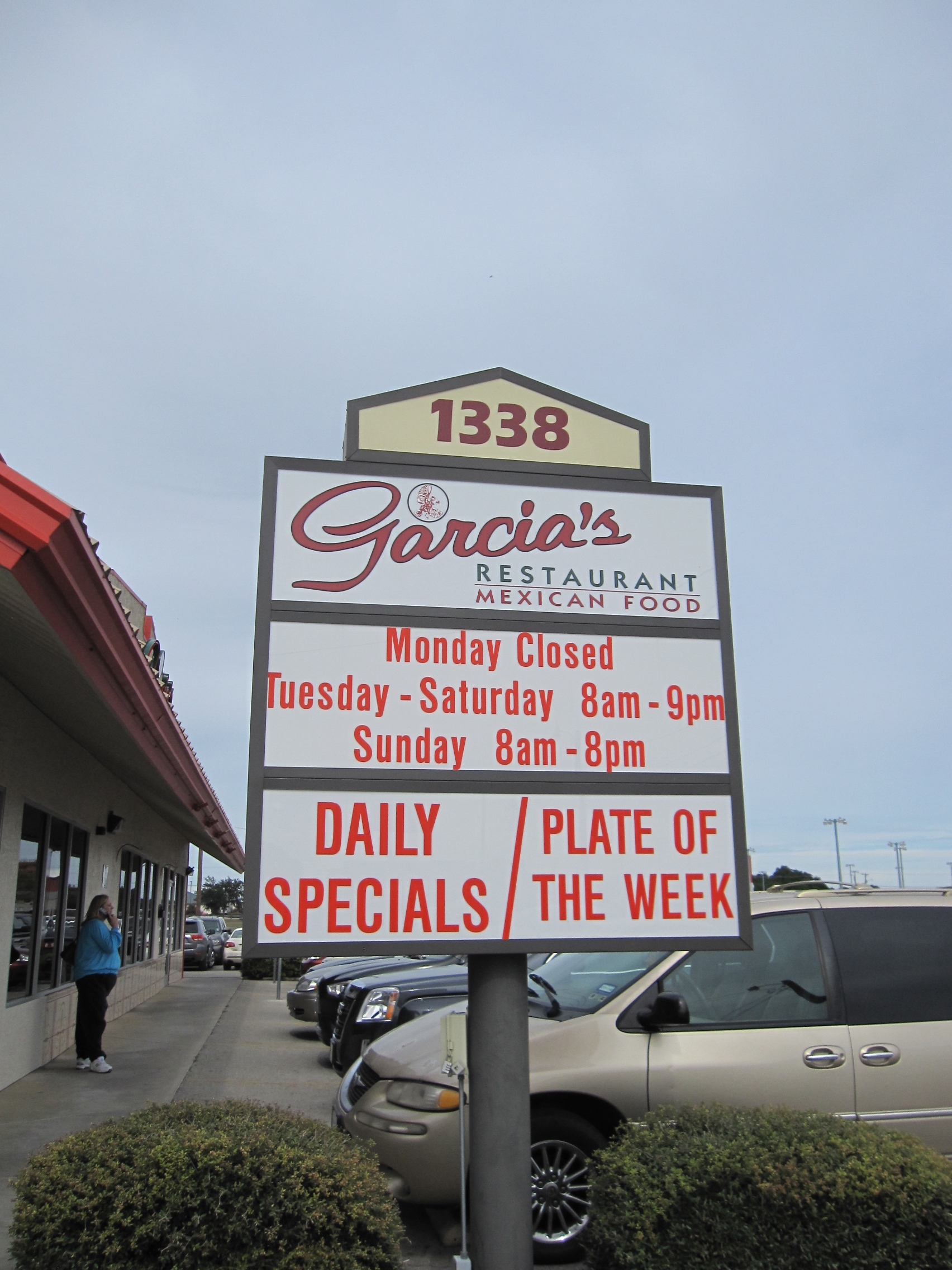 Though Seguin is a small town with a population of approx. 25,000, it has quite a few restaurants se