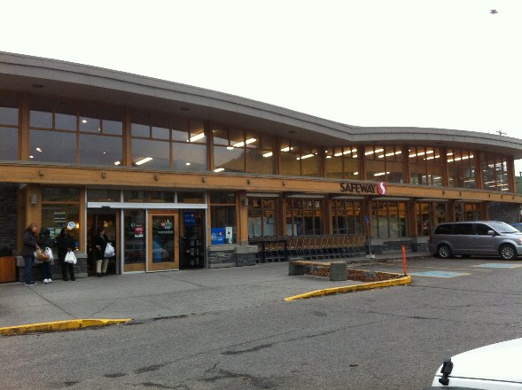 Safeway, Banff