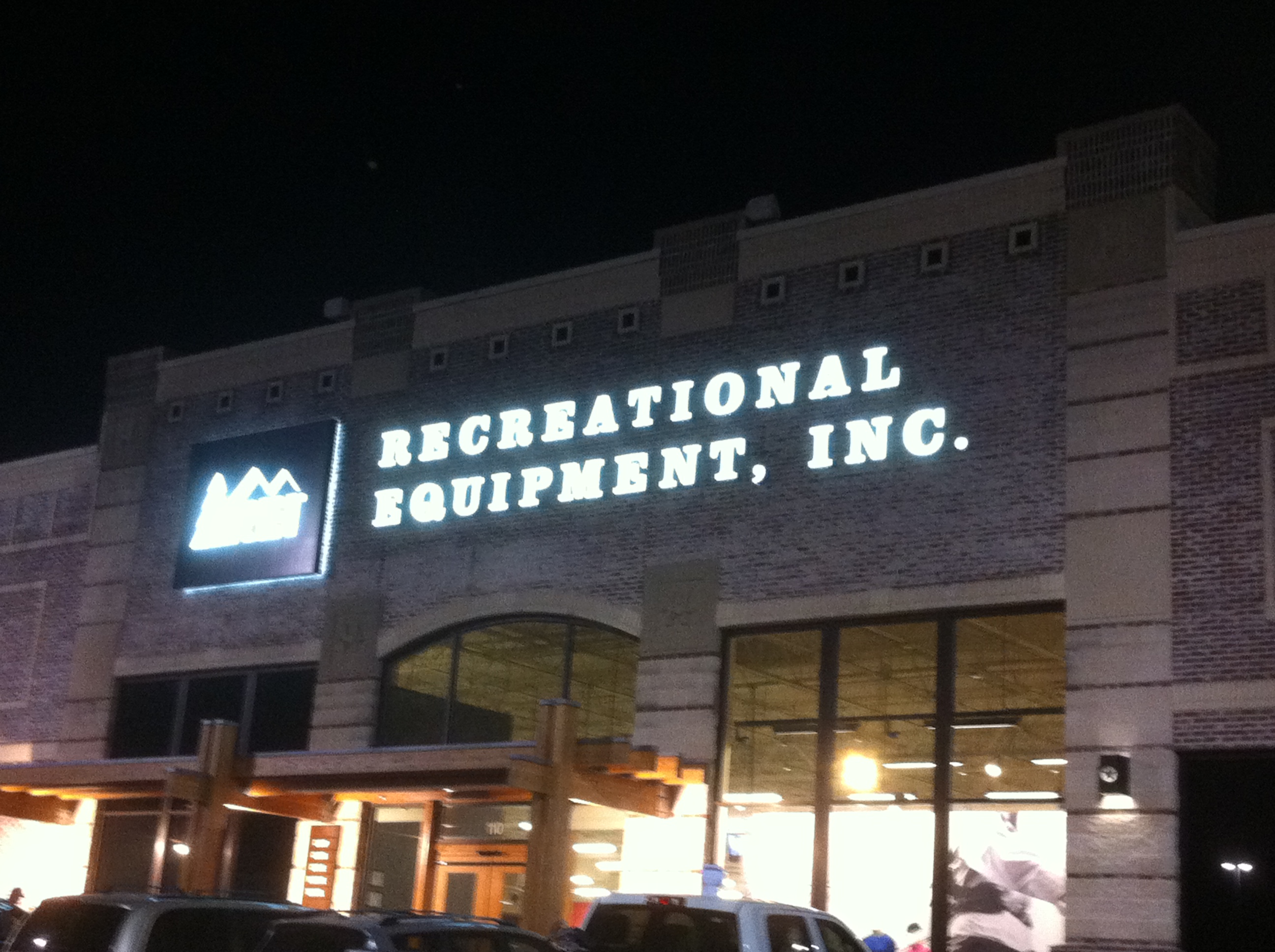 Close to The Medical Center and USAA, Huebner Oaks provides a nice & relaxing environment for casual