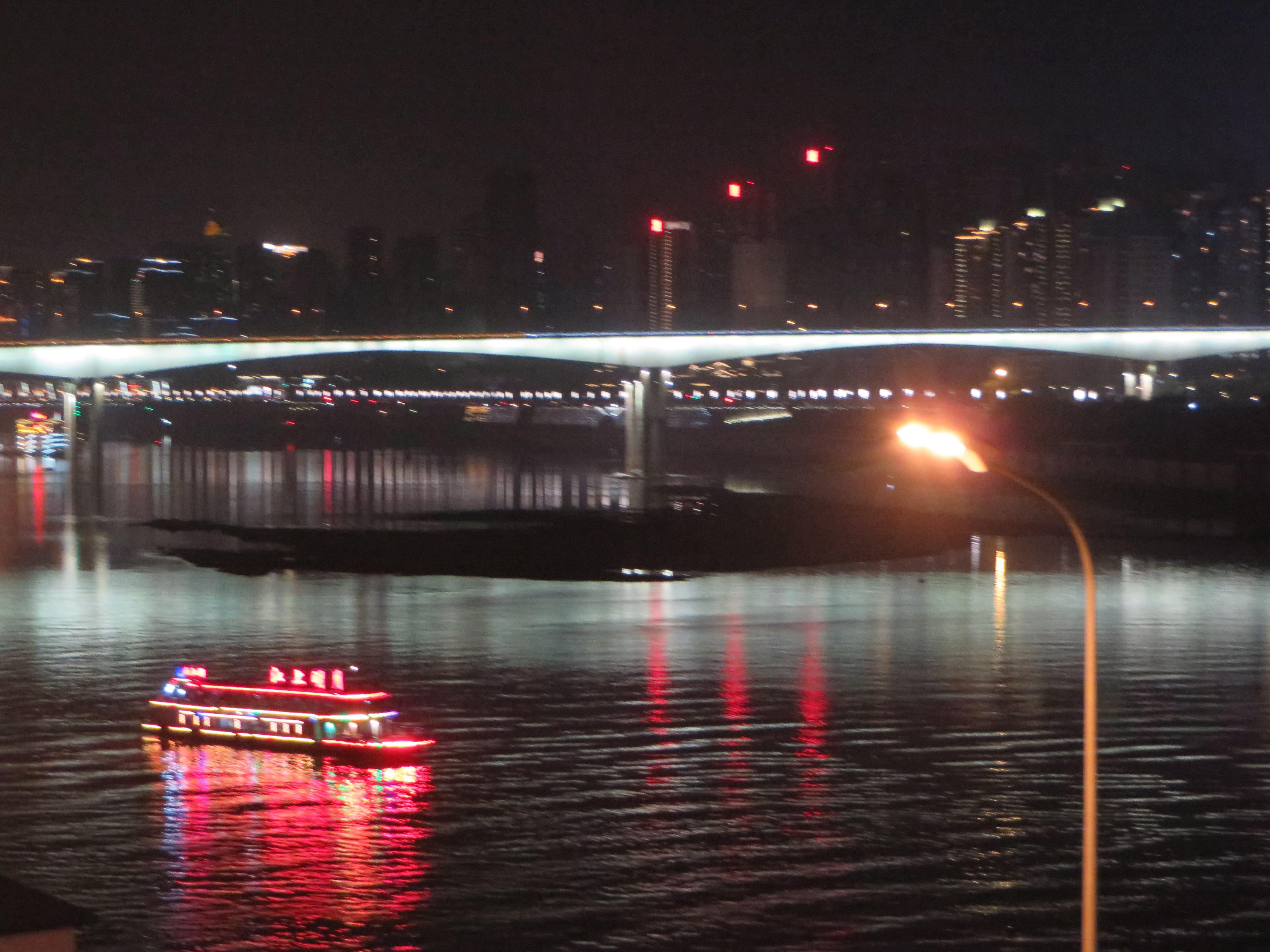 Jiangling River(江陵)<br/><br/>Jianling River was a very important river, with great strategic militar