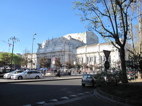 Shopping at Milano Centrale